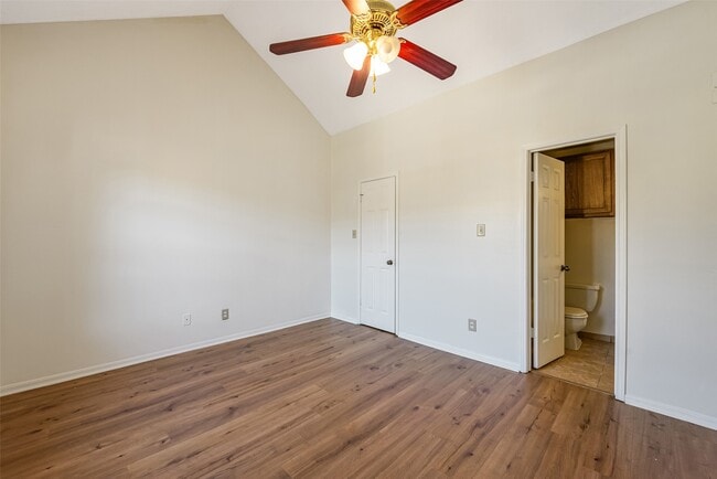 Building Photo - 2300 Old Spanish Trl