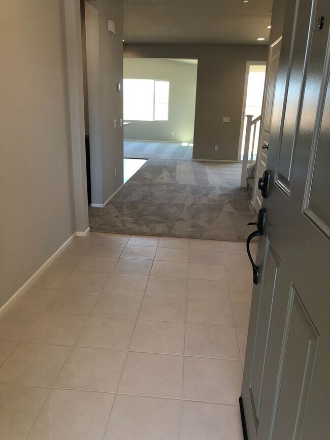 Building Photo - Like New Audie Murphy Ranch Home with Solar