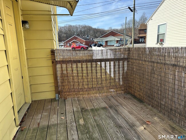 Building Photo - 210 Bouley Ave