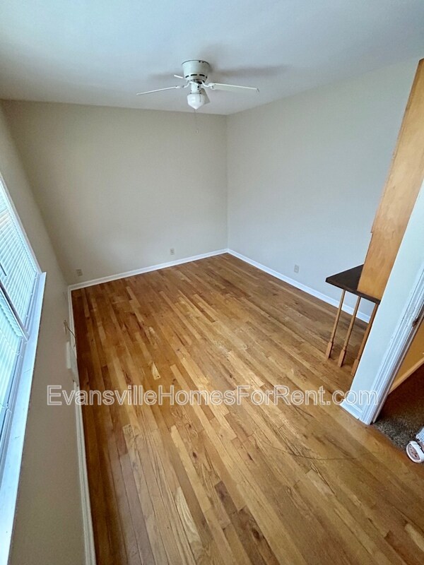 Building Photo - 1107 Stinson Ave
