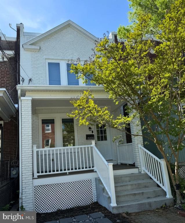 Building Photo - 5326 9th St NW