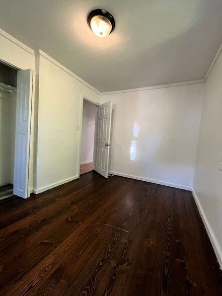 Building Photo - 2 Wildwood Trl