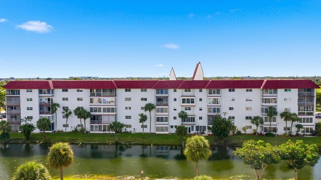 Building Photo - 4851 NW 21st St