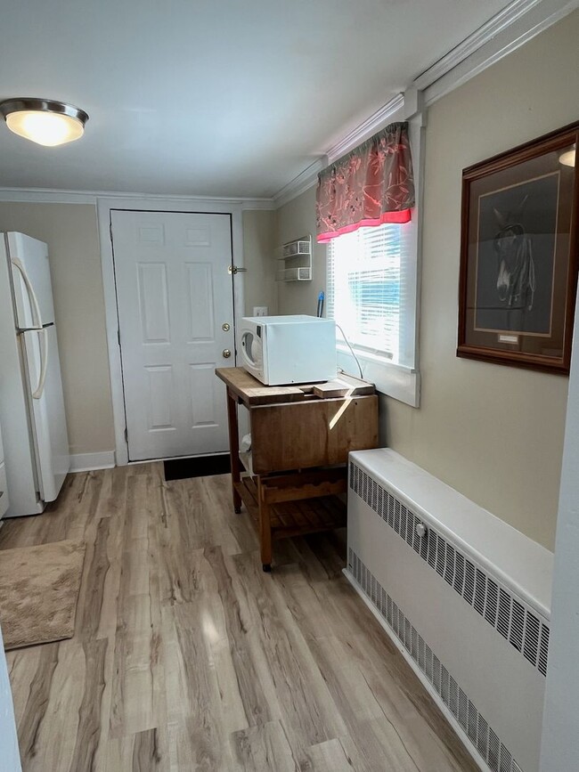 Building Photo - One Bedroom Old Louisville Cottage
