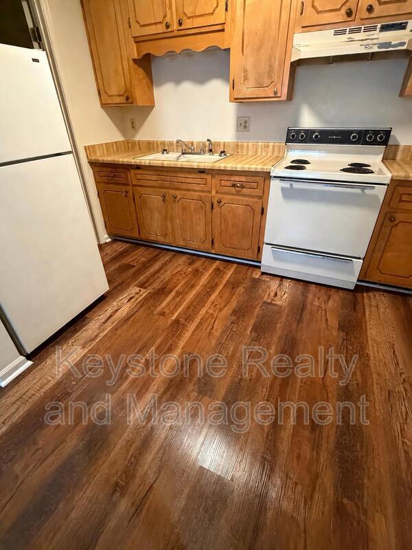 Building Photo - 106 Koffman Dr