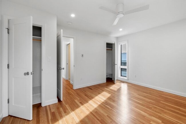 Building Photo - 34 Constitution Way