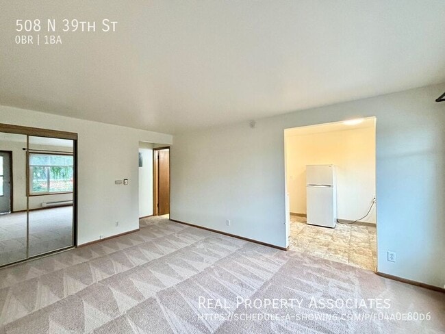 Building Photo - 508 N 39th St