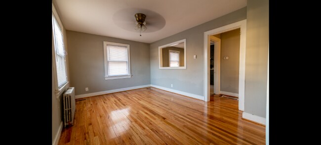 Building Photo - 1145 Lindsay St