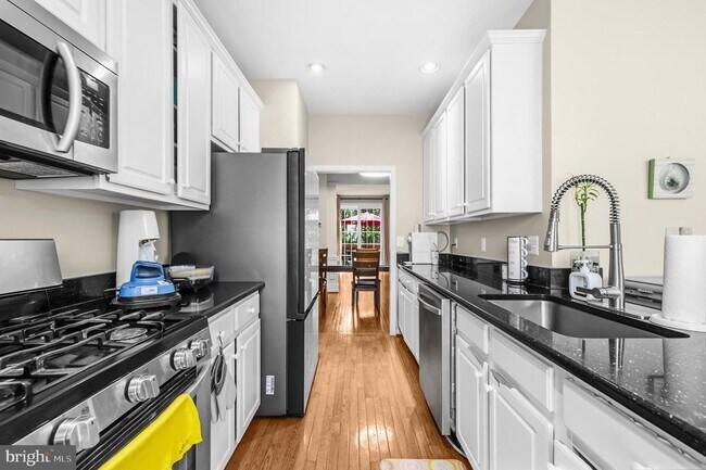 Building Photo - 13967 Gill Brook Ln