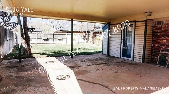 Building Photo - 5116 Yale-