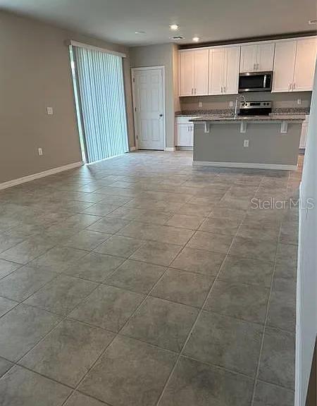 Building Photo - 501 Sun Warbler Wy