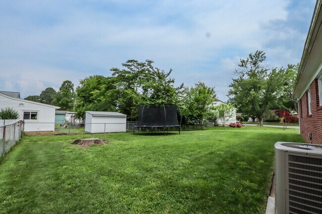 Building Photo - 46 Hidalgo Dr