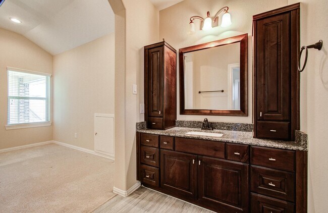 Building Photo - 27514 Stonebrook Manor Ln