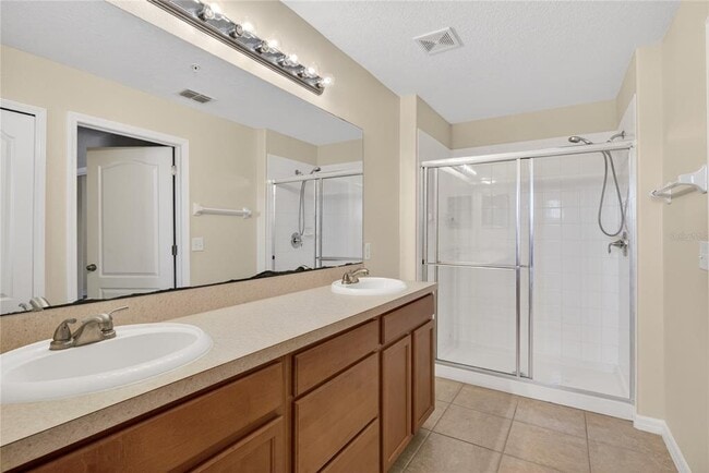 Building Photo - 1519 Priory Cir