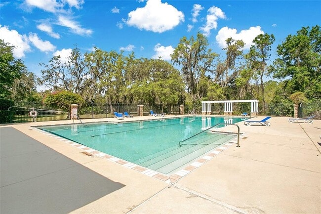 Building Photo - 8555 Abbotsbury Dr
