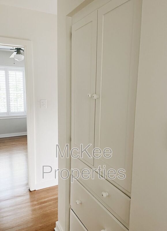 Building Photo - 277 B Ave