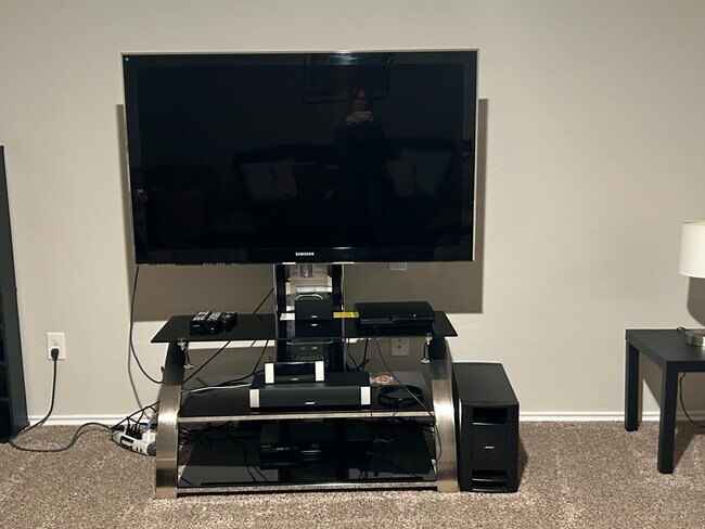 Building Photo - 24207 Oakdale Hls