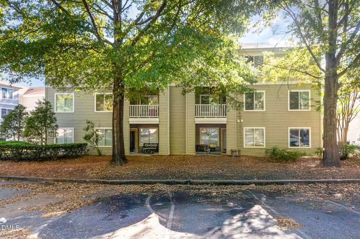 Building Photo - 1241 University Ct