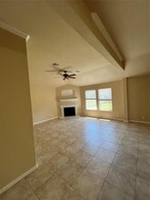 Building Photo - 129 Holmstrom St