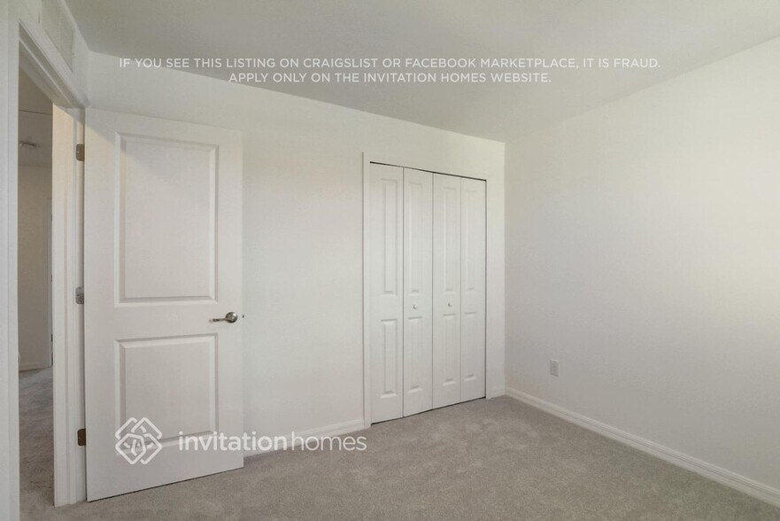 Building Photo - 2065 E Landings Wy