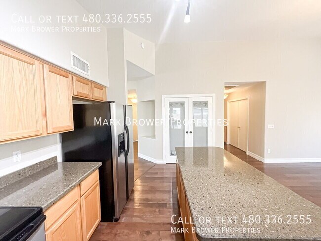 Building Photo - 7347 E Navarro Ave