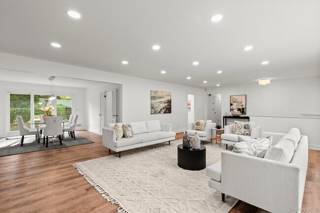 Building Photo - 1341 Pelhamdale Ave