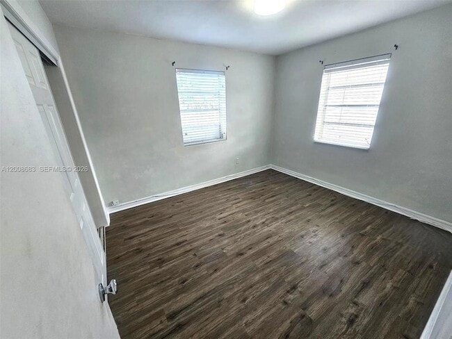 Building Photo - 10790 SW 46th St