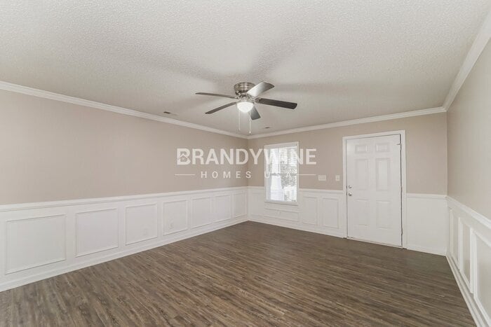 Building Photo - 5000 Oak Pasture Ln