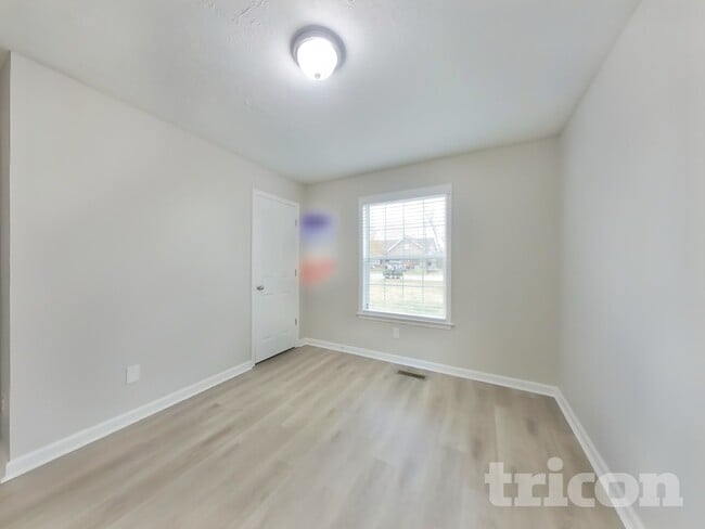 Building Photo - 1820 Elizabeth Ln