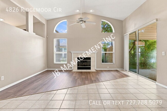 Building Photo - 4826 Ridgemoor Cir