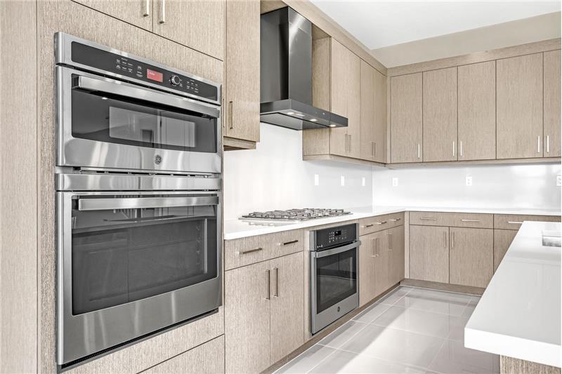 Building Photo - 10033 Heron Flock Dr