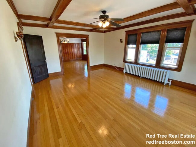 Building Photo - 404 Mount Auburn St