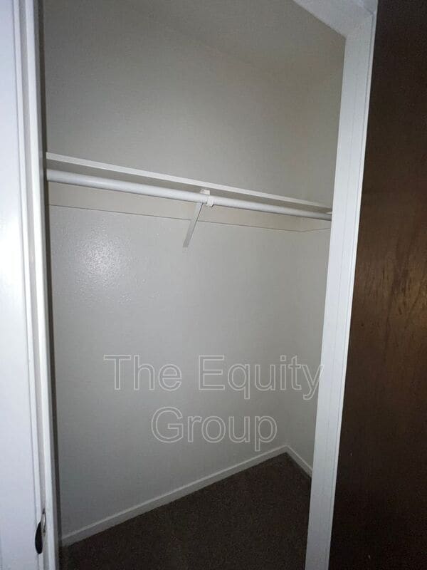Building Photo - 1881 Emma Lee Ln