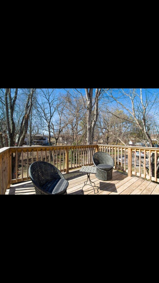 Building Photo - 5017 McLendon Dr