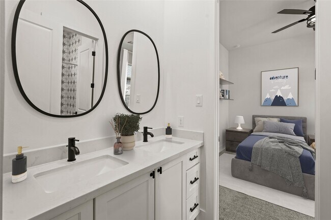 Building Photo - 3607 Wellborn Dr