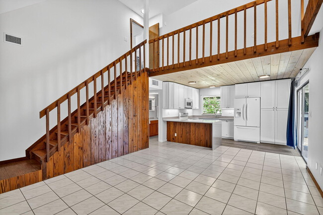 Building Photo - 3532 Coconut Rd