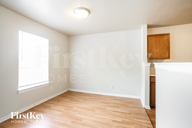 Building Photo - 16773 Lowell Dr