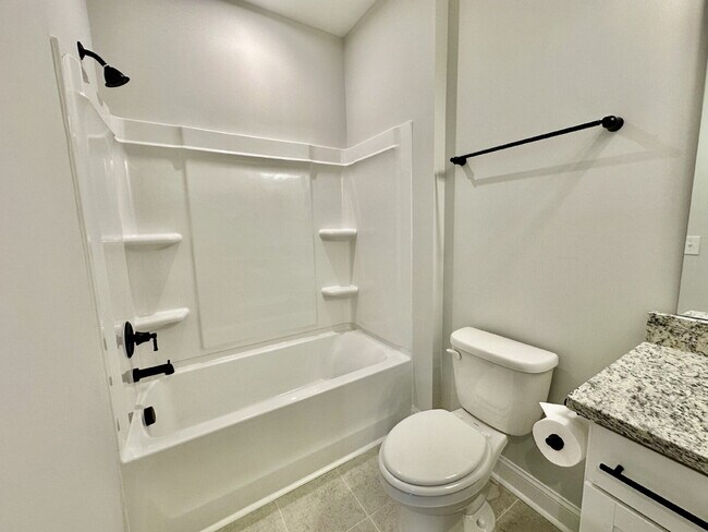 Building Photo - Spacious New Home in Sun City!