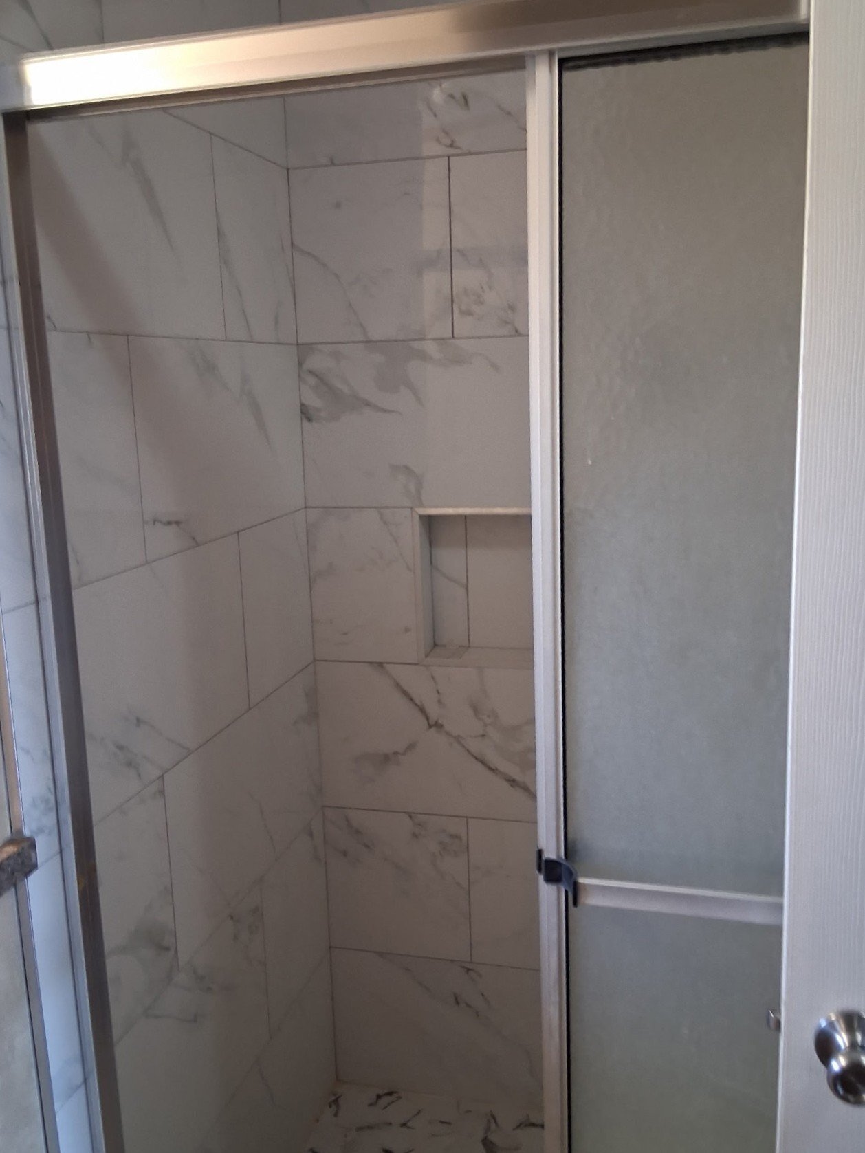 Building Photo - 4 bed 2 bath Rental Home