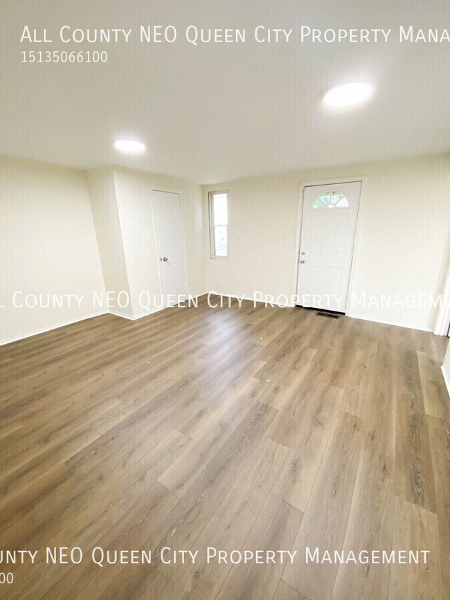 Building Photo - 7944 Harrington Ave