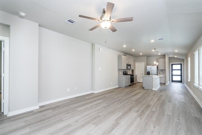 Building Photo - 344 Willow Sage Ct