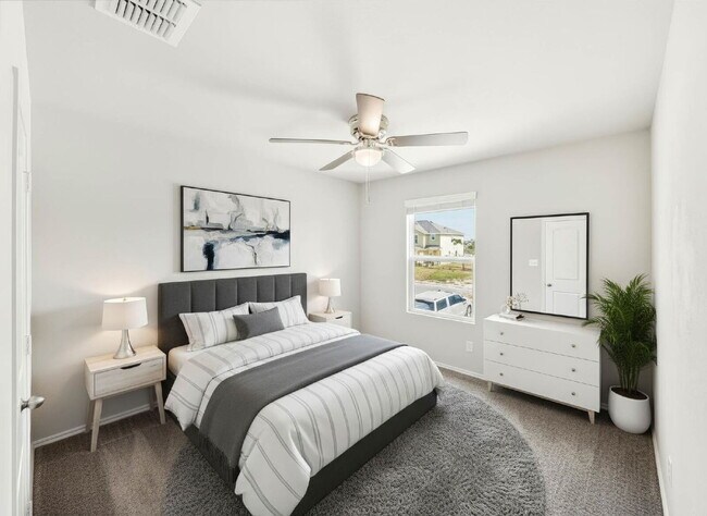 Building Photo - LOWEST PRICED!!!!!