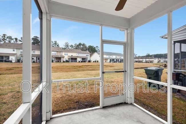 Building Photo - 504 Truman Dr