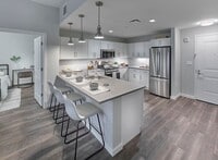 Building Photo - Woodcrest