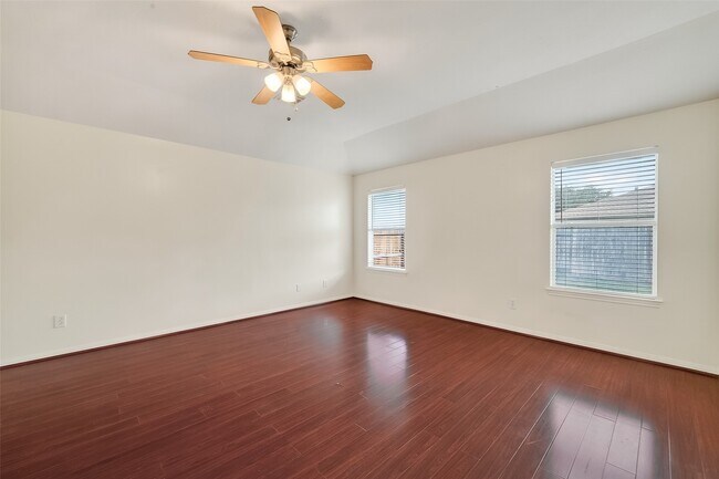 Building Photo - 3119 Myrtle Ranch Dr