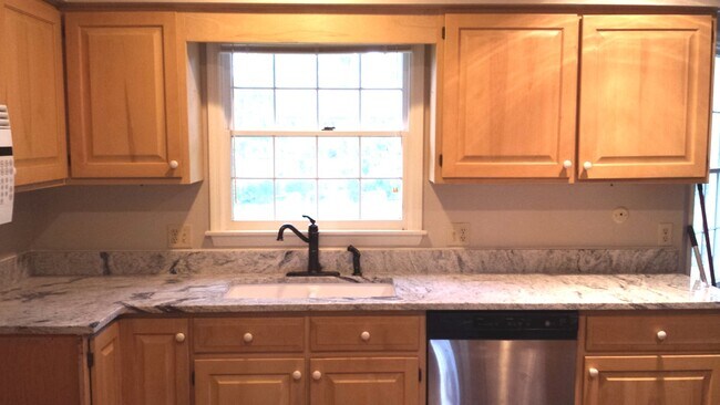 Kitchen - 2460 McCoy Rd