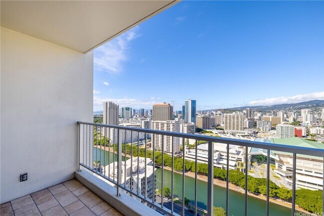 Primary Photo - Fully Furnished Unit at Sought after Villa...