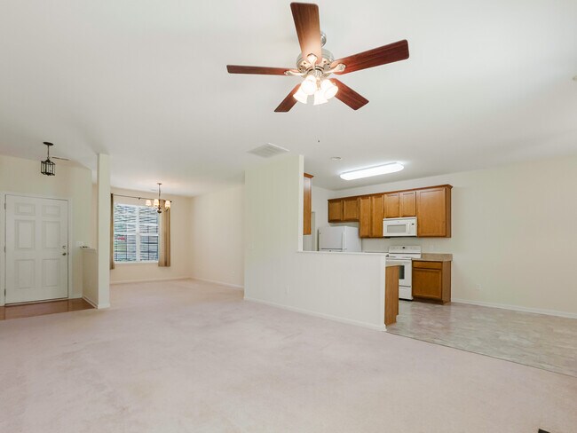 Building Photo - 3835 Raintree Dr