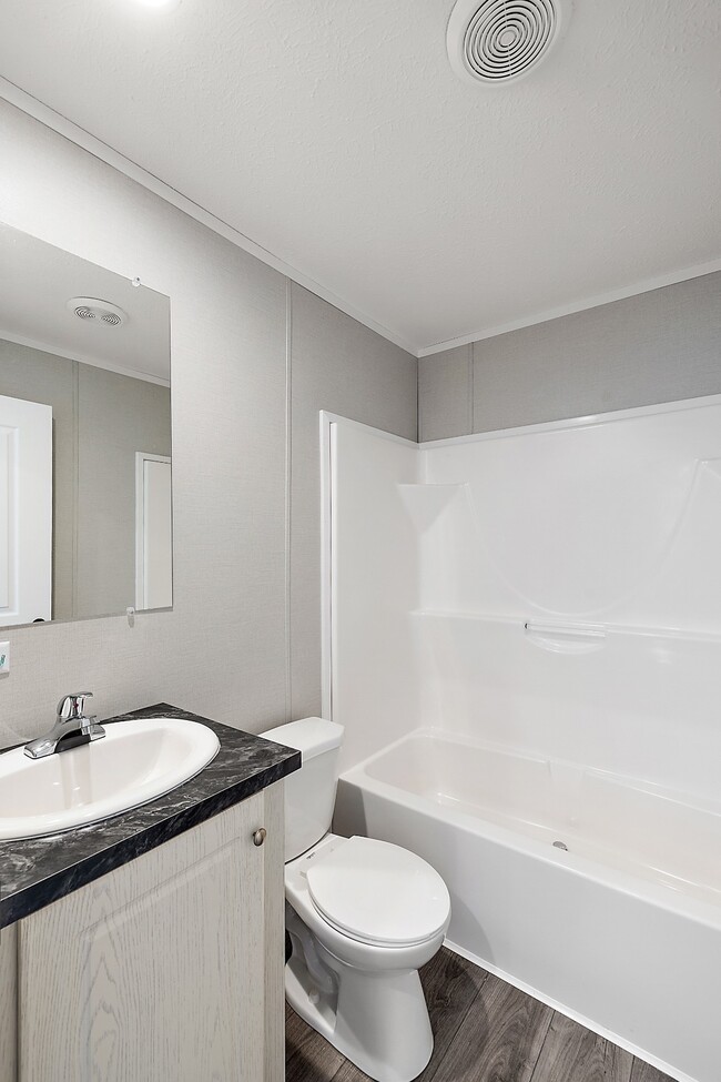 Building Photo - 2609 Thornbury Ln