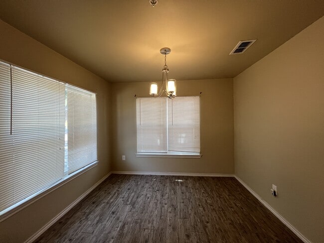 Building Photo - 2218 16th St